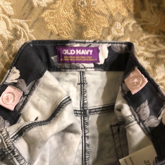 🦋3/$20 Old Navy size 12 floral jeggings - Picture 5 of 7